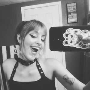 Meet your Posher, Cynthia